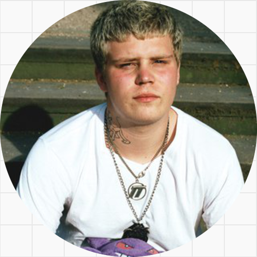 Yung lean биография. Yung Lean физрук. Young Lean 2002. Young Lean прическа. Yung Lean в детстве.